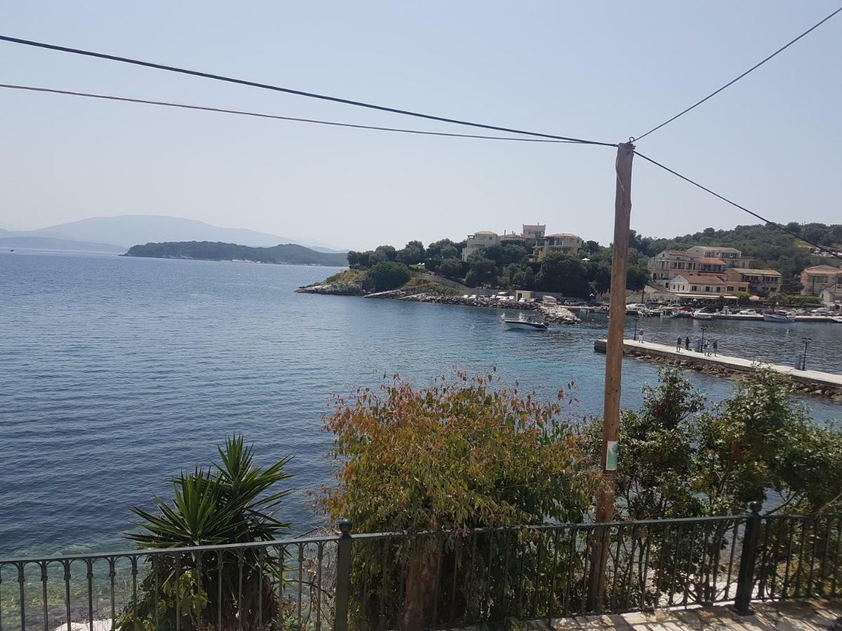Apartamento Bayside House Kassiopi Exterior foto